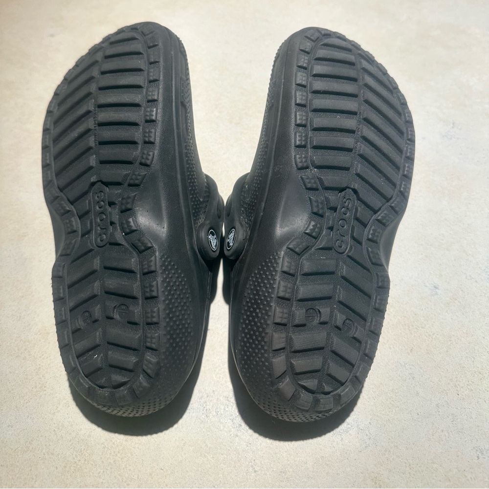 Crocs Classic Lined Clog – Black/Black – Dual Crocs Comfort Unisex Men 5 Women 7 - Picture 9 of 10